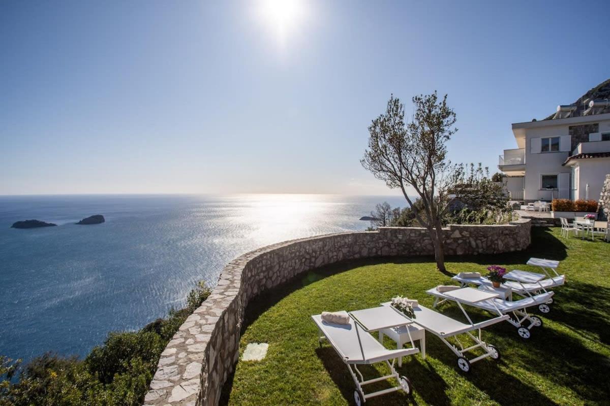 Belvedere Delle Sirene With Heated Pool And Breathtaking Views Colli di Fontanelle Luaran gambar